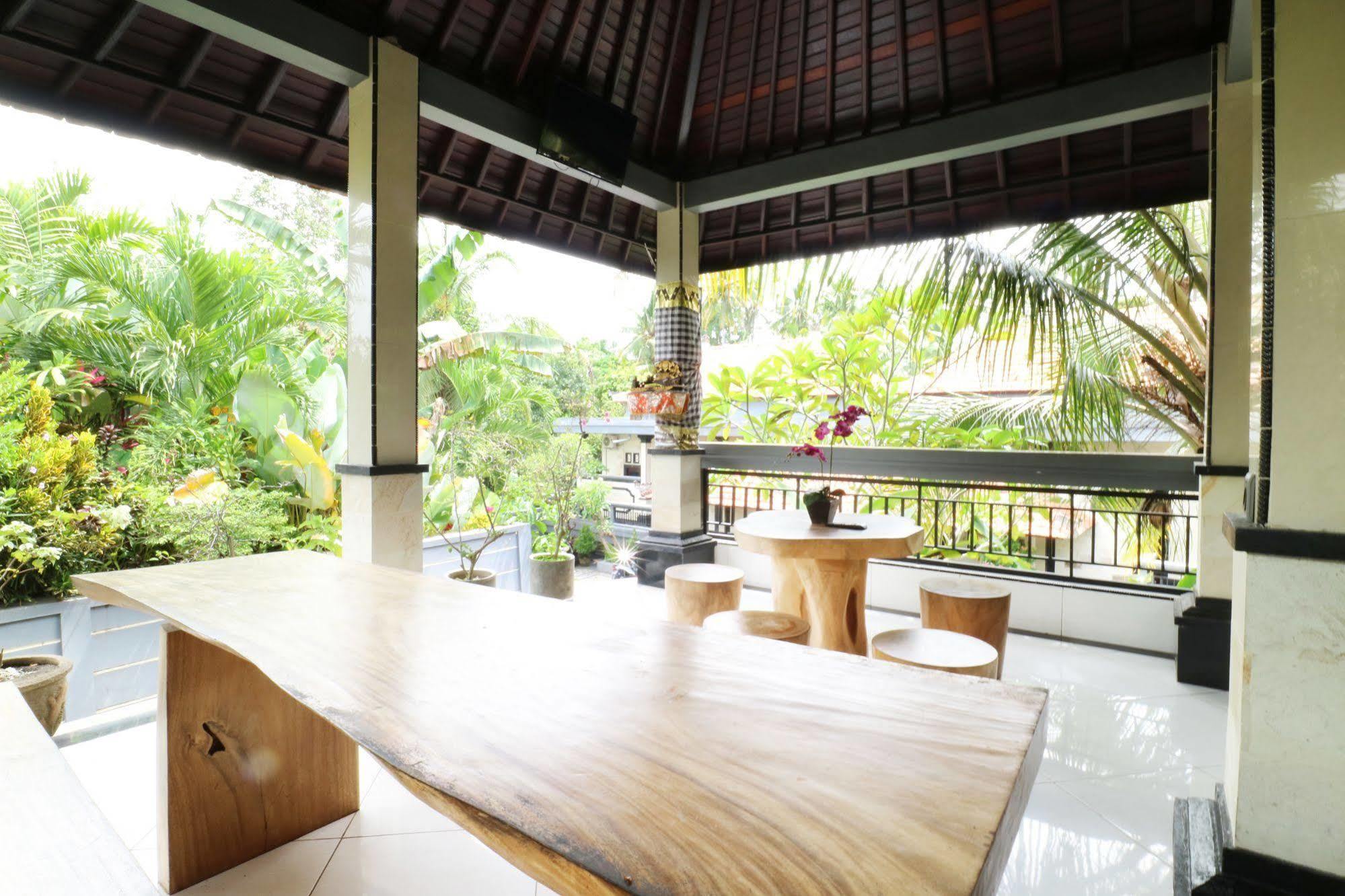 Oyo 91925 Ijo Eco Lodge Hotel Mengwi 外观 照片